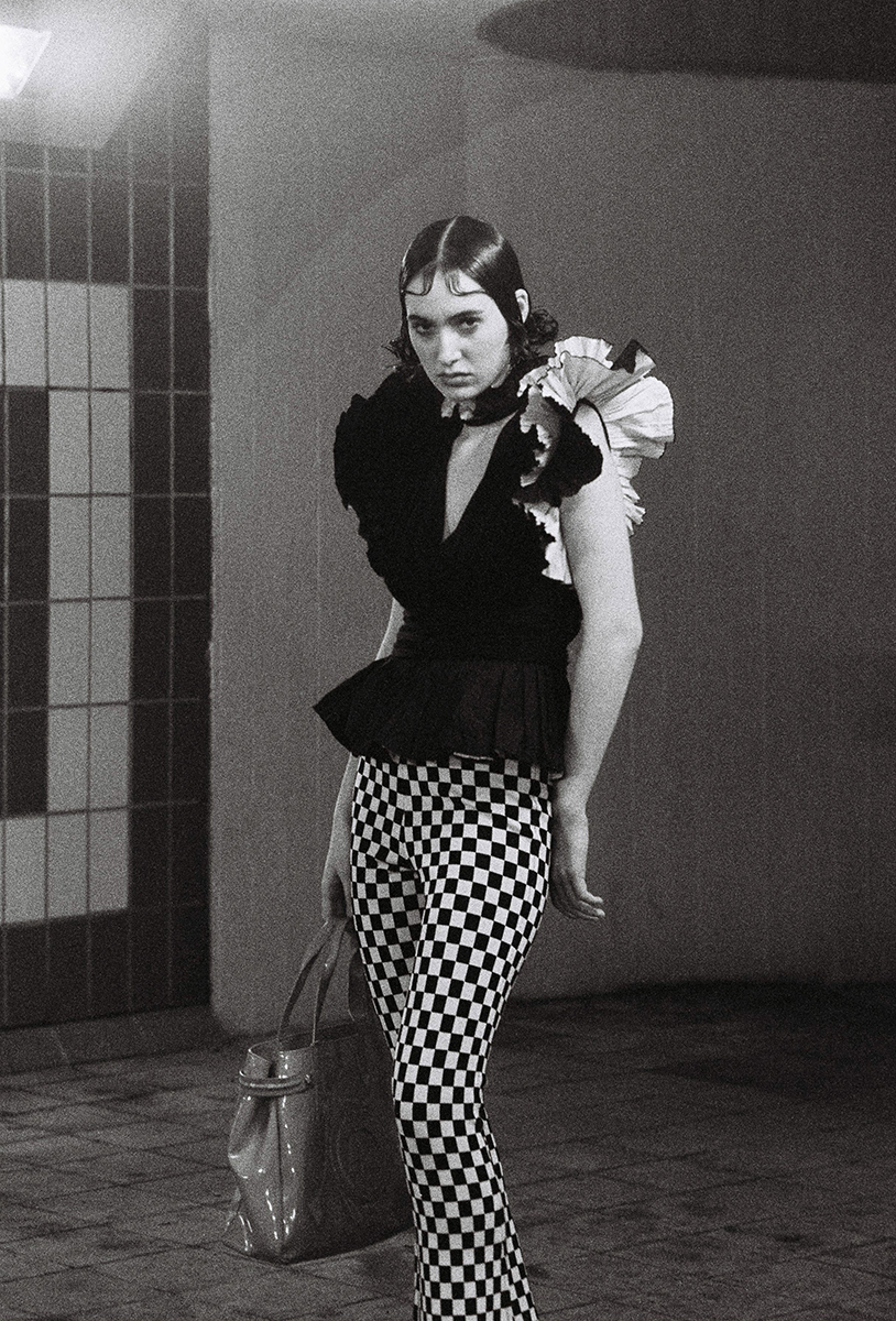 collectiveinterest, CAP74024