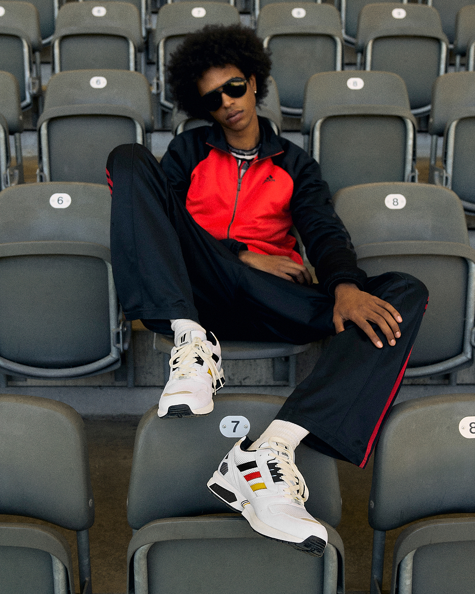 collectiveinterest, Addidas Orignials x Overkill ZX8000