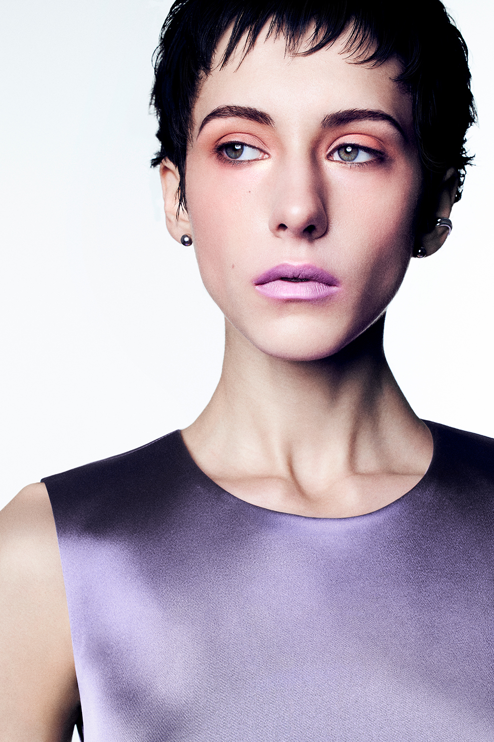 collectiveinterest, Porcelain Beauty